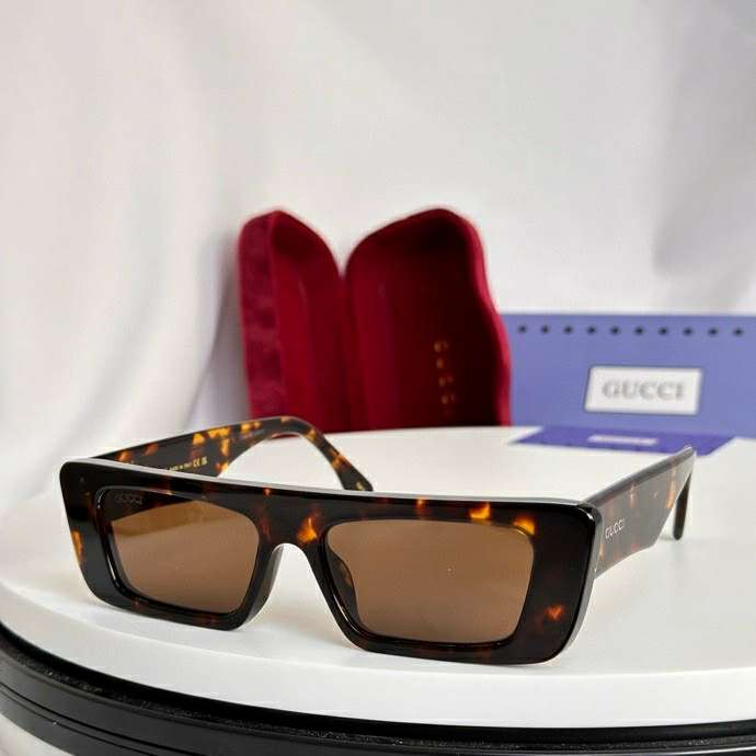 Picture of Gucci Sunglasses _SKUfw56807824fw
